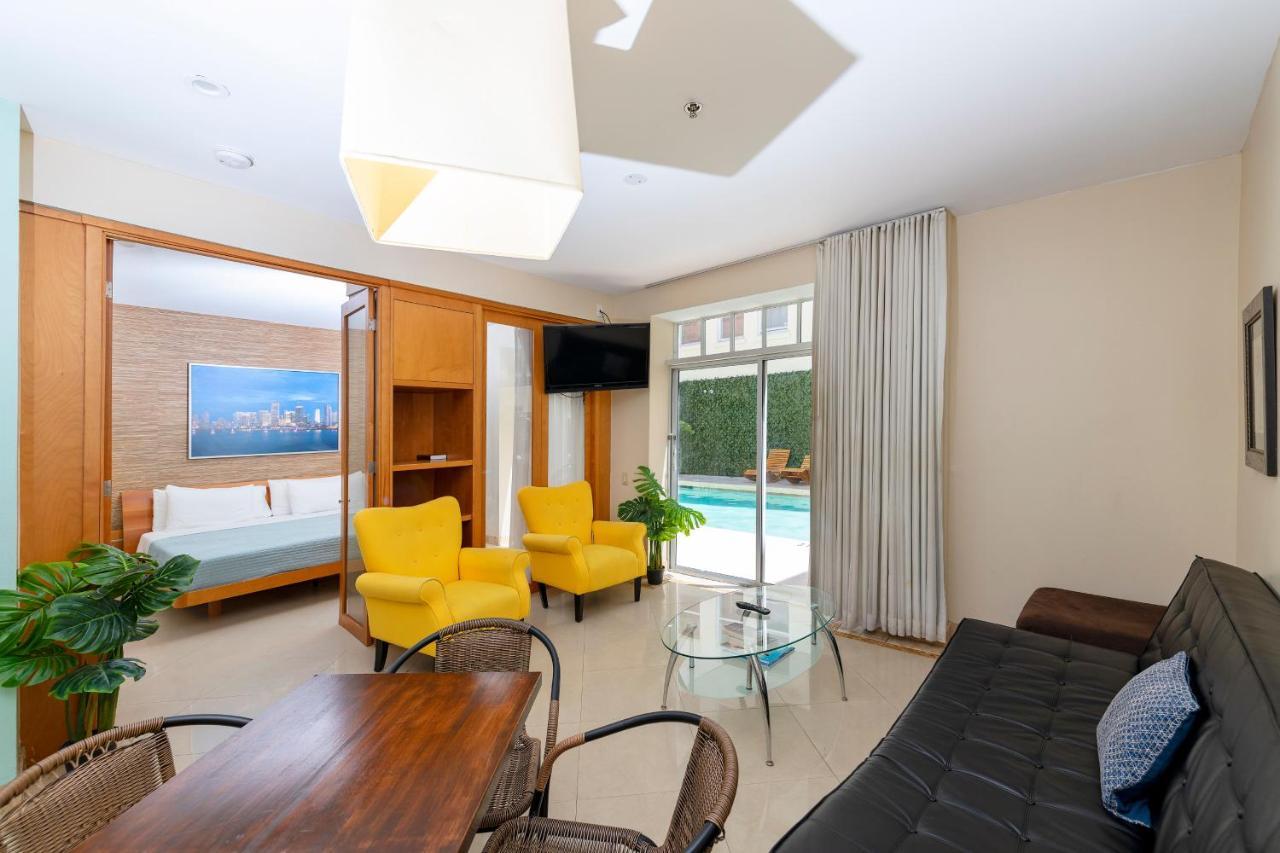 Apart-hotel Cento Collins By Mercury South Miami Beach