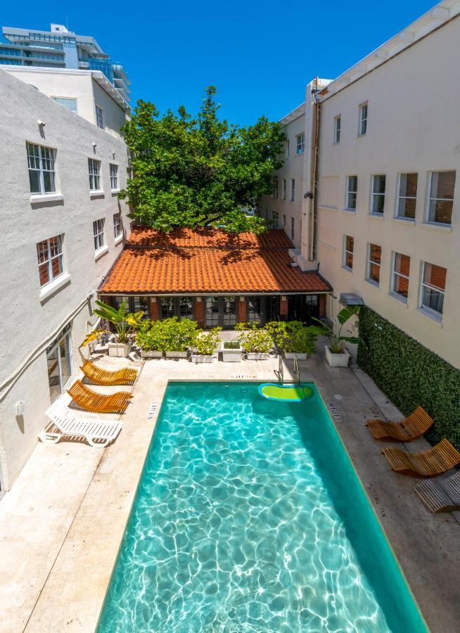 Apart-hotel Cento Collins By Mercury South 2*